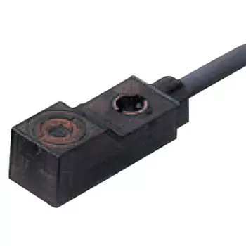 Omron Proximity Sensor Ultra-compact Type E2S (DC 2-Wire Type) 8586225 - Made In Japan