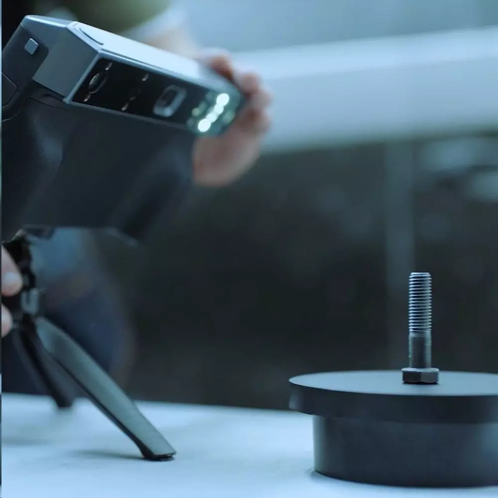 REVOPOINT MIRACO Standalone 3D Scanner for Small to Large Objects Scanner 16 GB 100 mm x 1 m Working Distance