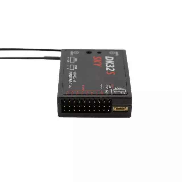 Flycast DK32 SE Agriculture Receiver With 5 dBi Antenna Gain and 14.8 to 50.4 V Input Voltage