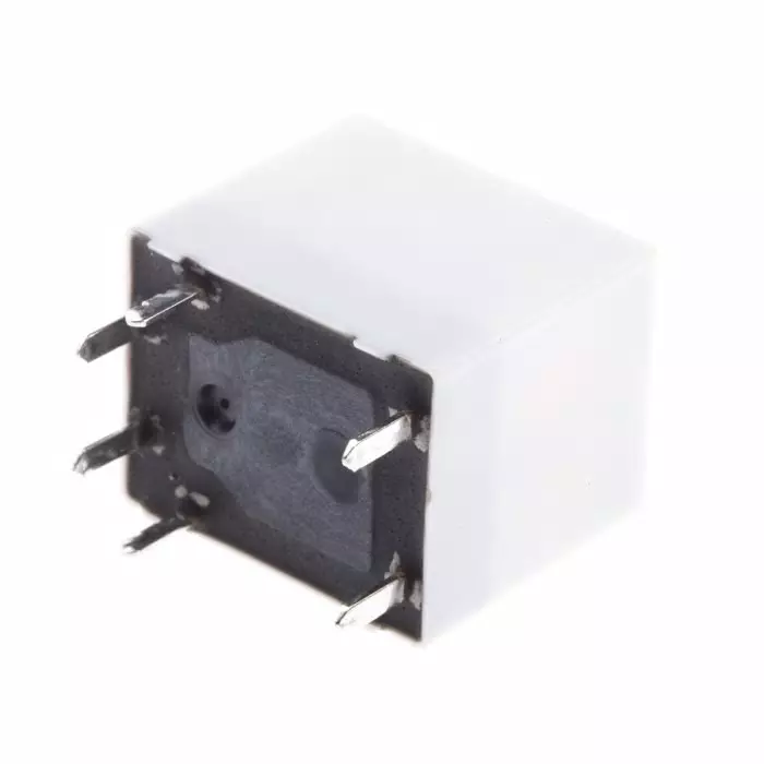 Fujitsu PCB Mount Automotive Relay 12 V DC Coil Voltage 30A Switching Current SPST, FBR53ND12-Y