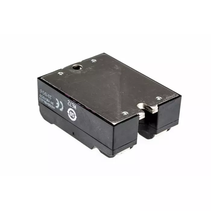 SENSATA/CRYDOM Solid State Relay 50 A Load Panel Mount 660 V AC 32 Control, H12WD4850