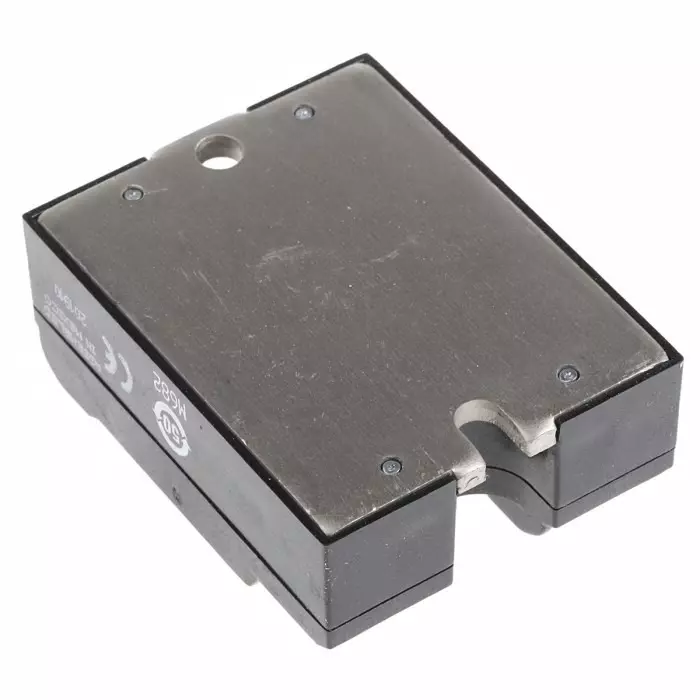 SENSATA/CRYDOM Solid State Relay 20 A Load Surface Mount 100 V 32 Control, D1D20