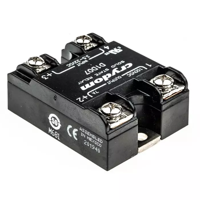 SENSATA/CRYDOM Solid State Relay 1-DC Series 7 A Load Surface Mount 100 V 32 Control, D1D07