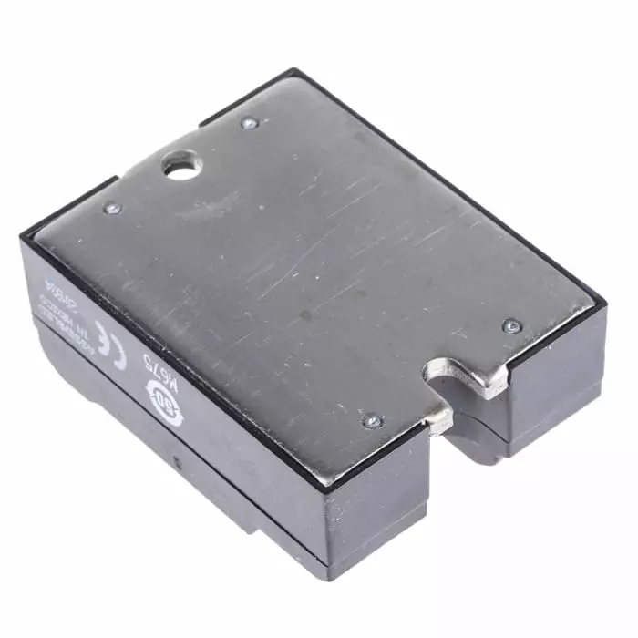 hd4890-sensata-crydom-sensata-crydom-hd-series-series-solid-state-relay-90-a-load-panel-mount-530-v-load-32-v-control-353-449-rs