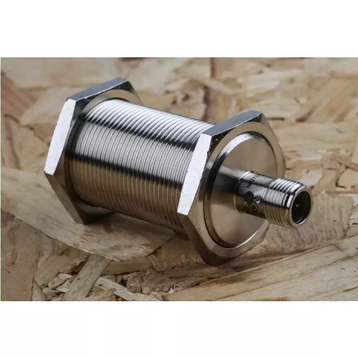 RS PRO Proximity Sensor Inductive Barrel-Style M30x1.5 10 mm PNP 10-30 V DC IP67, 7018241