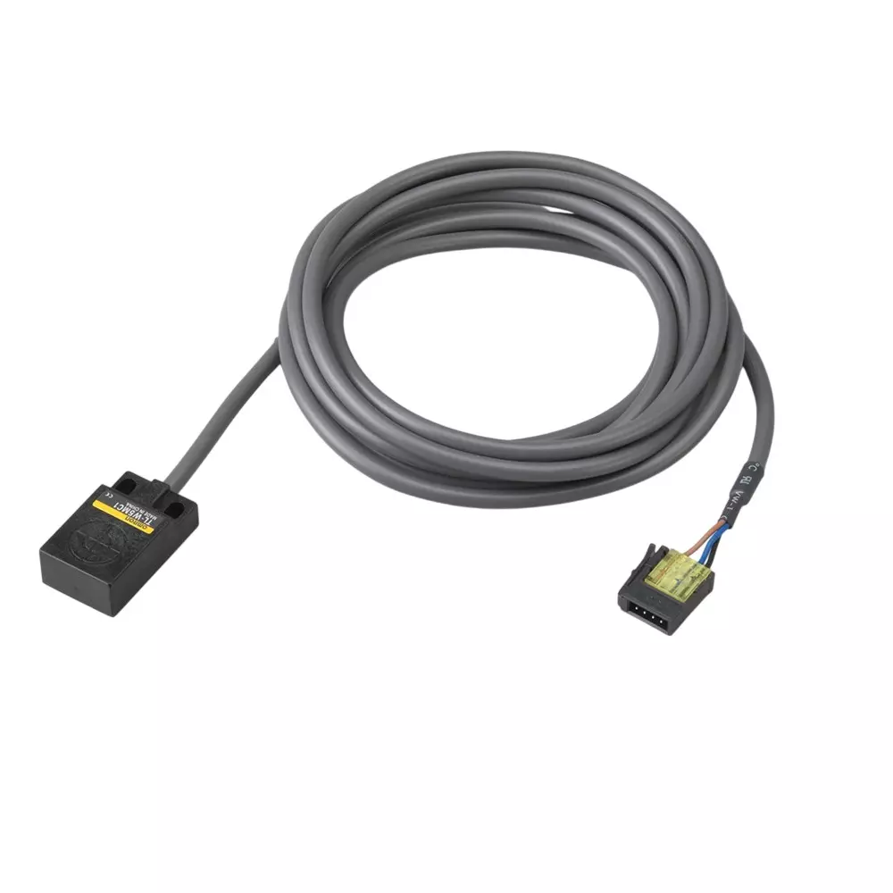 SUS Proximity Sensor 2 m Cable Length 5 mm Detection Distance Omron Manufacturer, SUC-391