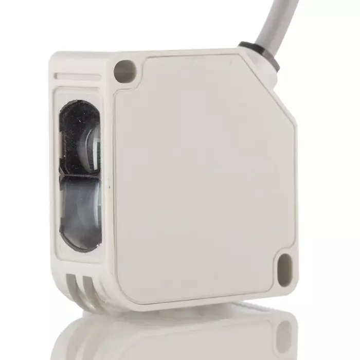 rs-pro-polarised-retro-reflection-photoelectric-sensor-block-sensor-5-m-detection-range-2024479