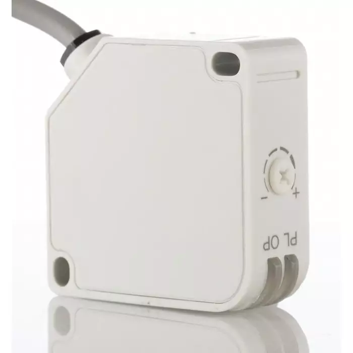 rs-pro-diffuse-photoelectric-sensor-block-sensor-2-m-detection-range-2024475