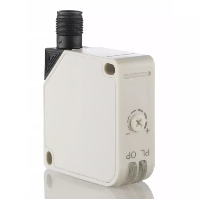 RS PRO Polarised Retro Reflection Photoelectric Sensor Block Sensor 5 m Detection Range, 2024481