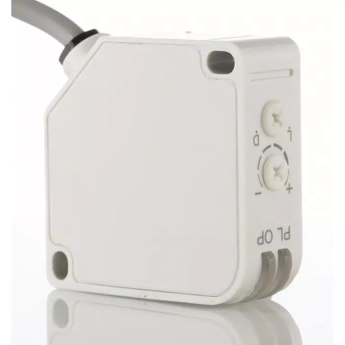 rs-pro-diffuse-photoelectric-sensor-block-sensor-2-m-detection-range-2024472