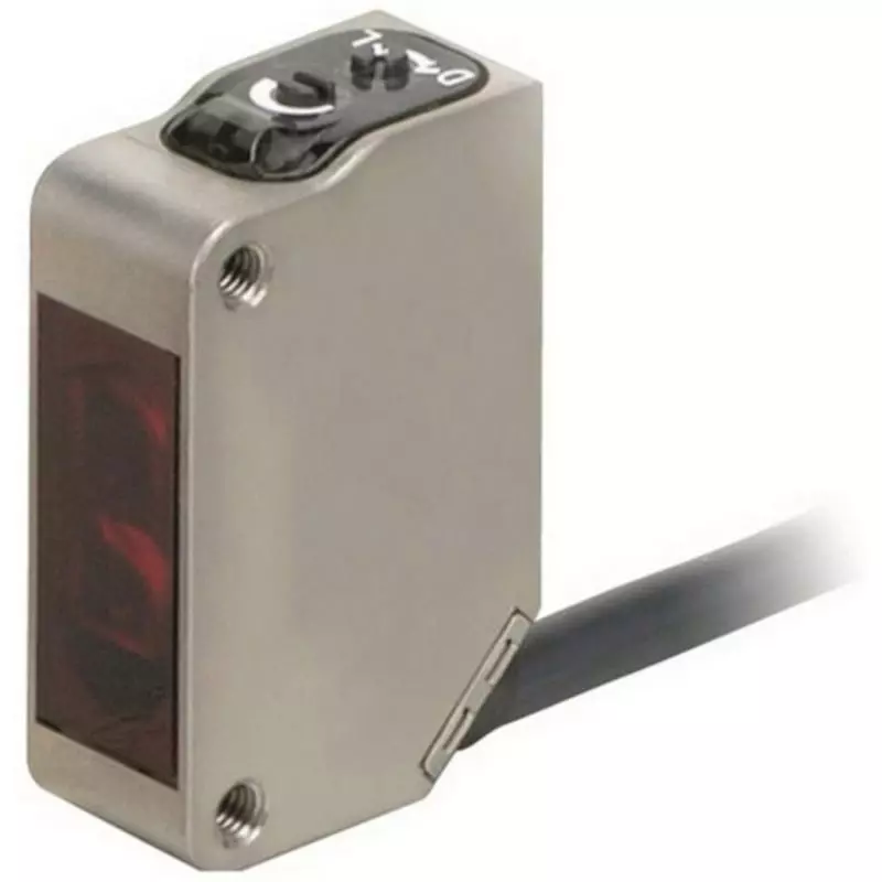 Omron Compact Photoelectric Sensor 20 mΩ or More At 500 VDC, E3ZM-CR81-5M