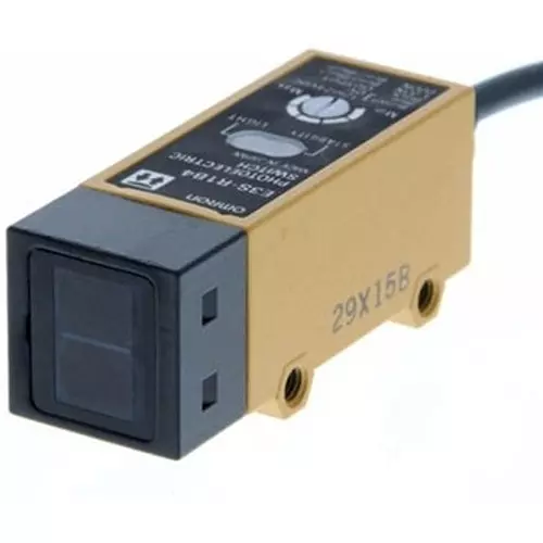 Omron Photoelectric Sensor 2 m Cable, E3S-R1B42M