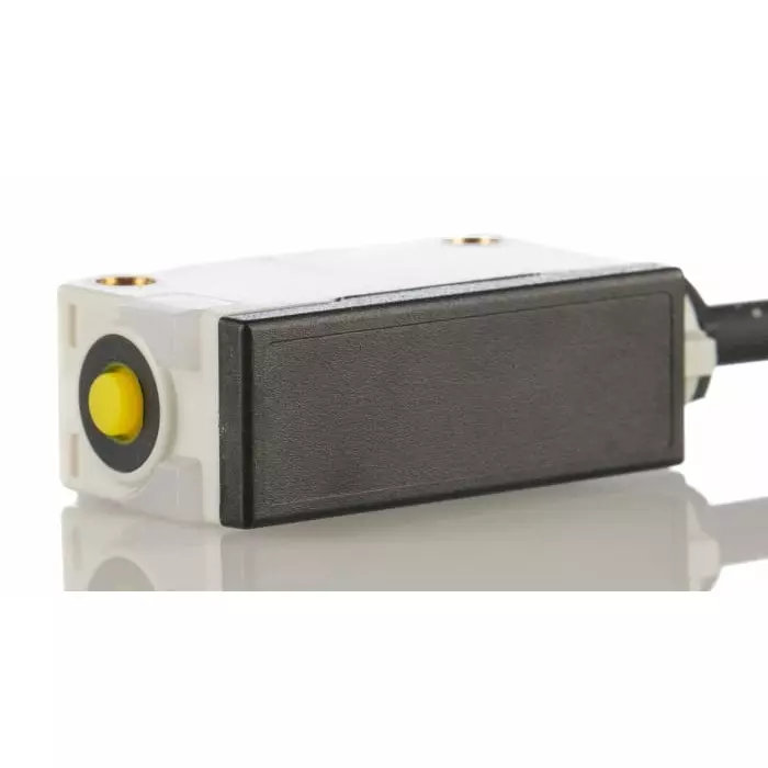 RS PRO Diffuse Photoelectric Sensor Block Sensor 300 mm Detection Range, 2024433