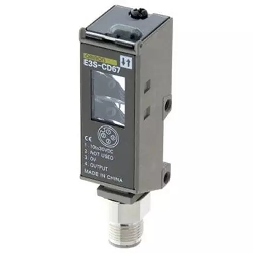 Omron Photoelectric Sensor NPN/PNP Output 700 mm Detection Range, E3S-CD66