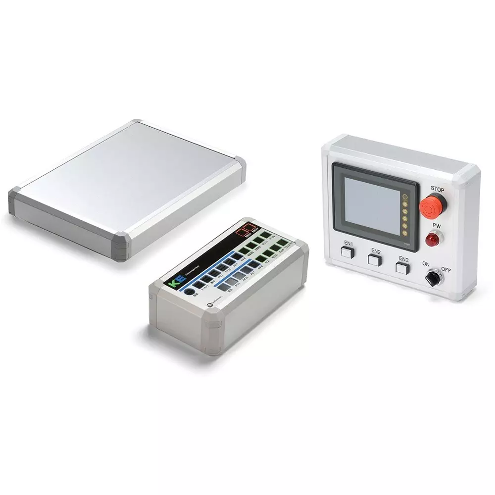 takachi-fc-series-control-box-500x250x1254-mm-silver-black-fc13-50-25bs