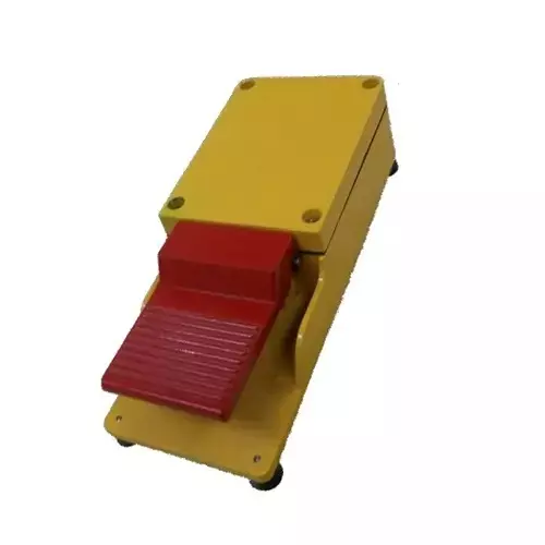 Jai Balaji Foot Switch without Guard 1NO+1NC Contact 600 V AC Insulation Voltage 15 Amp Thermal Current, JBMS-27 (Pack of 10)
