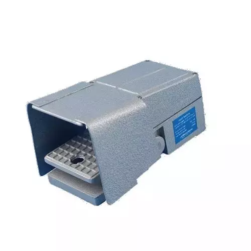 Jai Balaji Heavy Duty Foot Switch with Shield 1NO+1NC Contact 600 V AC Insulation Voltage 15 Amp Thermal Current, JBMSHGS-45 (Pack of 10)
