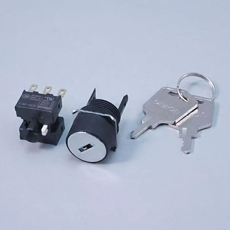 Omron Key Type Selector Switch (Round Type) 2 Notches 1C Contact Configuration, A165K Series