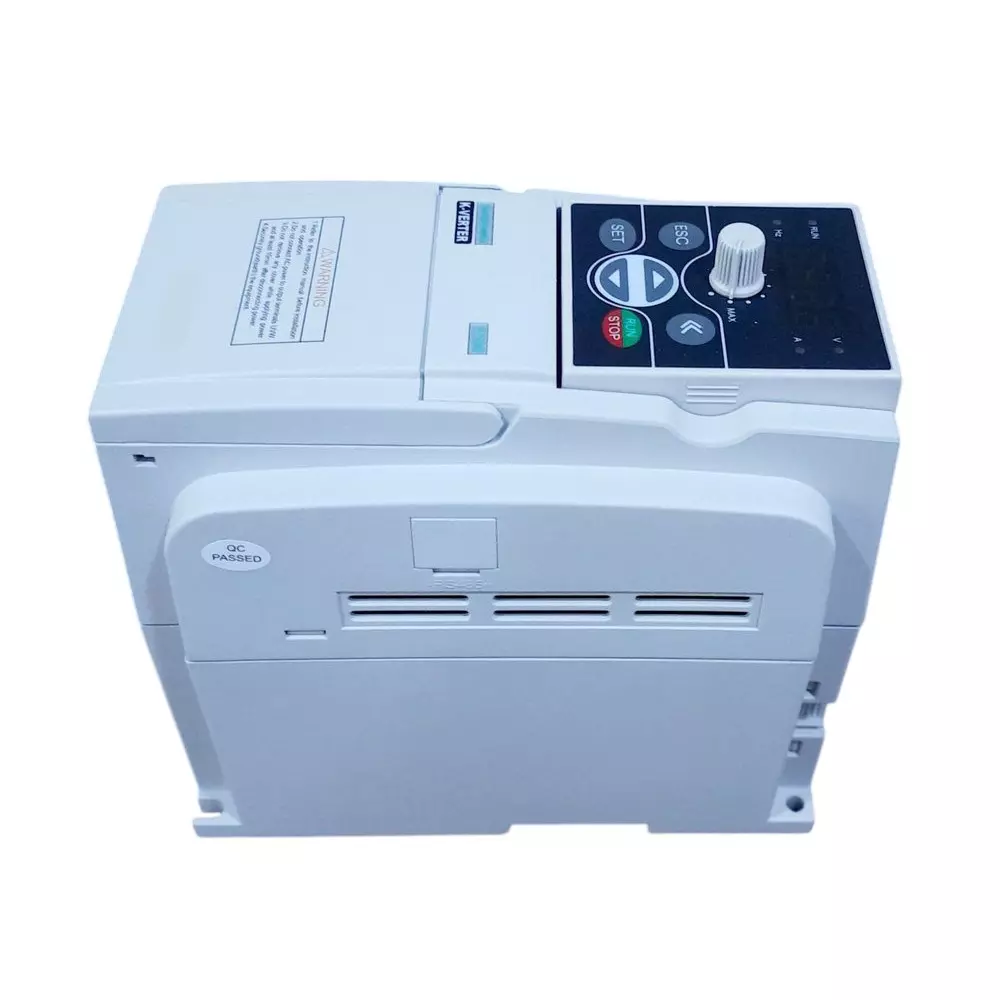 Simphoenix AC Drive E500 Series 3 Phase 380 V with 2.2 kW/3 HP Power and 5.5 A Output Current Rating, E500-4T0022(B)