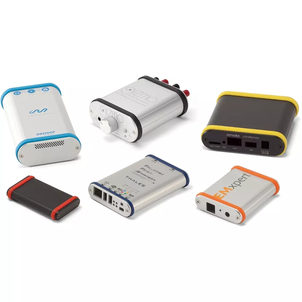 takachi-mxb-series-aluminum-mobile-case-with-silicone-band-72x382x112-mm-mxb4-7-11brp