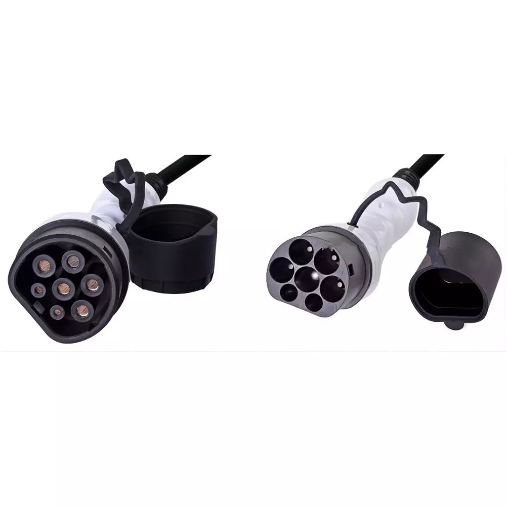 RS PRO EV Charging Cable 7.5 m 32 Amp 250 V AC 8 kW 4 Core Black Sheath IP55, IP54 13.2 mm OD, 145710