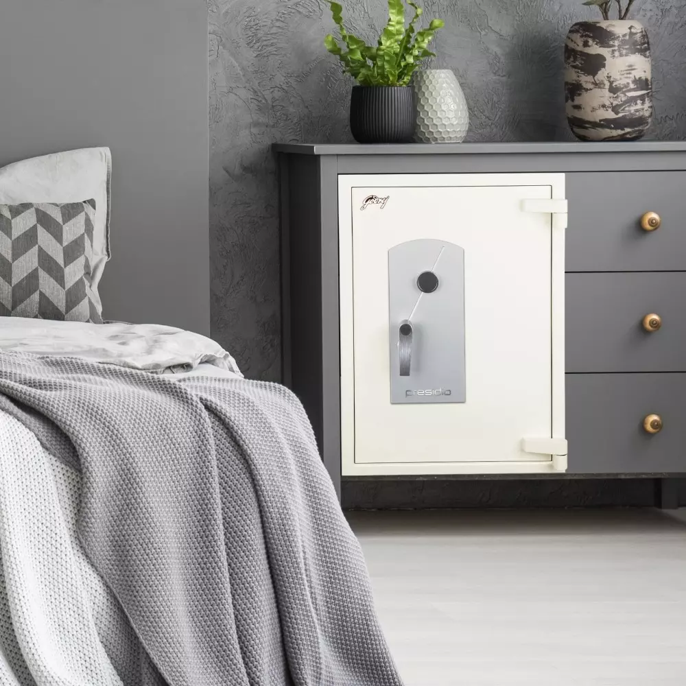 Godrej Home Locker Extreme 48.9 L Ivory Key, PRESIDIO (KL)