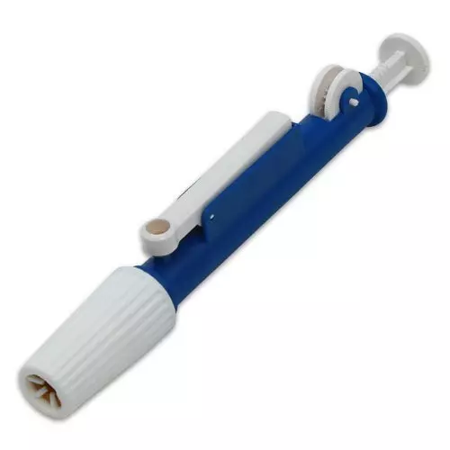 WKM 2 ml Blue and White Color Plastic Pipette Pump for Chemistry Labs KT68
