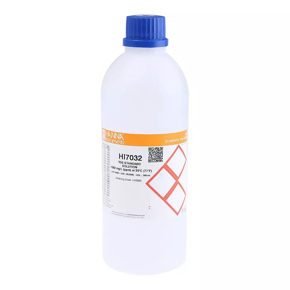 Hanna Instruments Buffer Solution, 500 ml Bottle, HI7032L