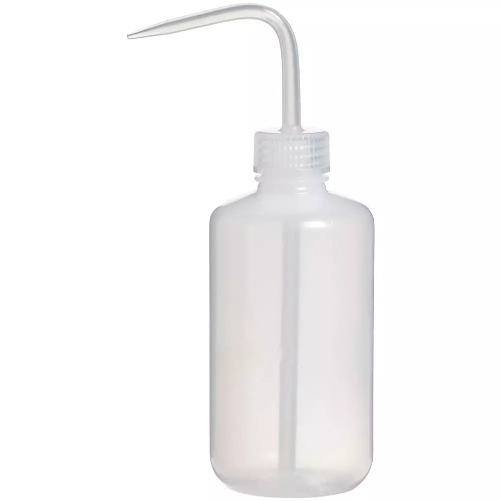 WKM Economy Squeeze Wash Bottle Transparent Plastic 250 ml Capacity Leakproof Cap with Angled Nozzle