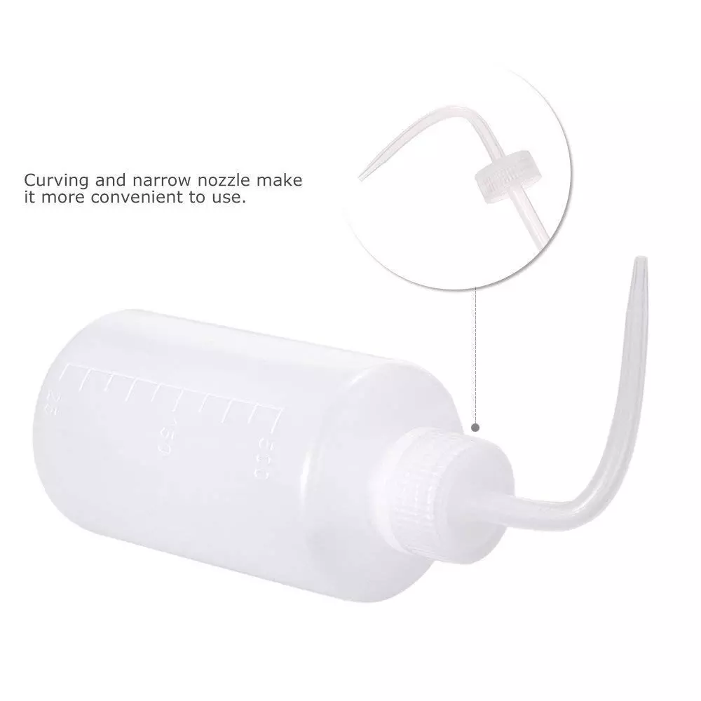 wkm-economy-squeeze-wash-bottle-transparent-plastic-500-ml-capacity-leakproof-cap-with-angled-nozzle