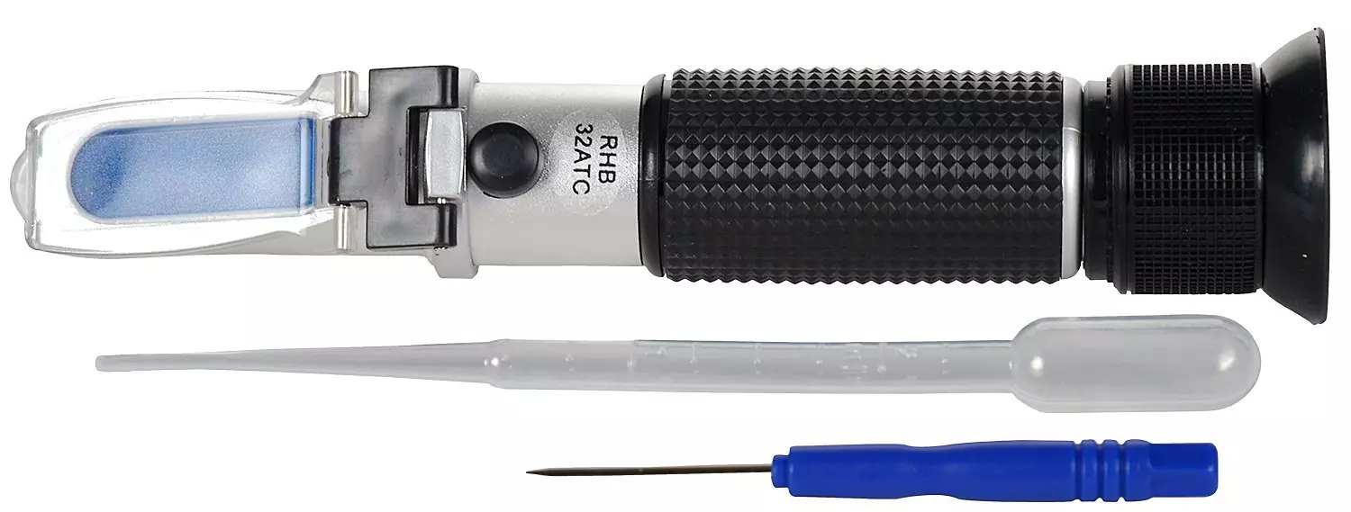 ERMA Refractometer Range : 45-82 Brix