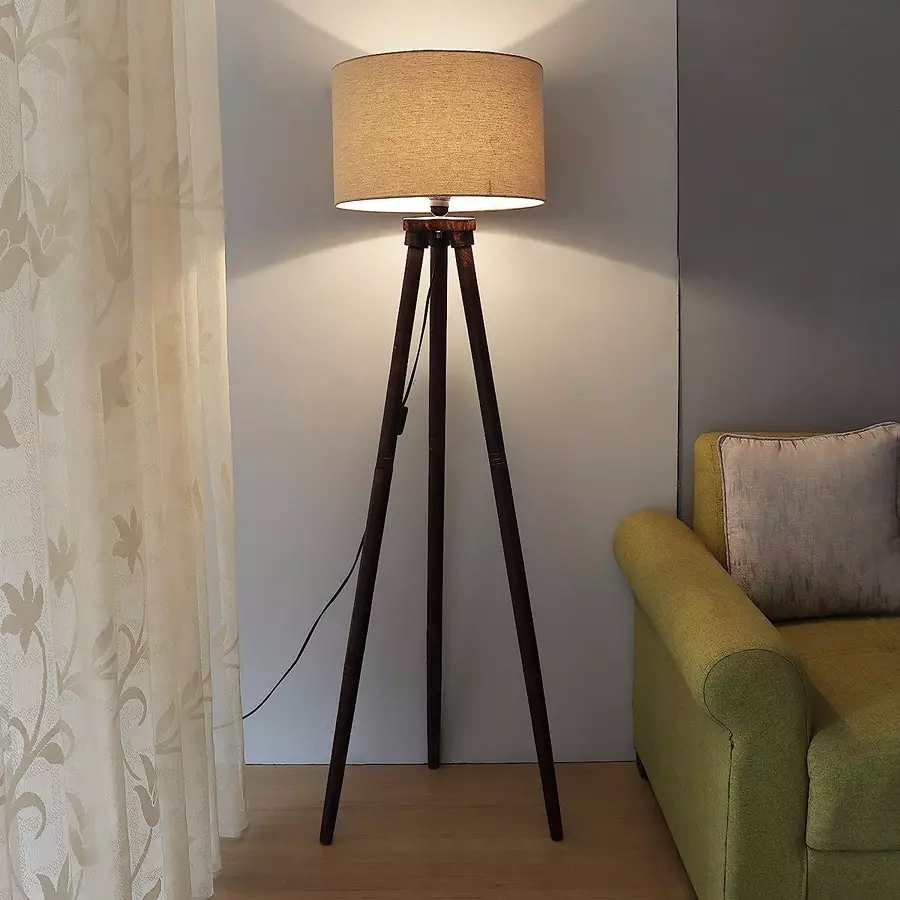 Sanded Edge Wood Natural Modern Design Solid Wood Tripod Floor Lamp
