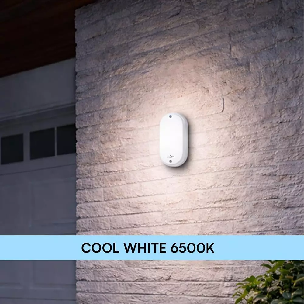 magik-20-w-arena-led-bulkhead-light-6500-k-color-temperature-robust-polycarbonate-body-and-ip54-rating-hwar020c4441