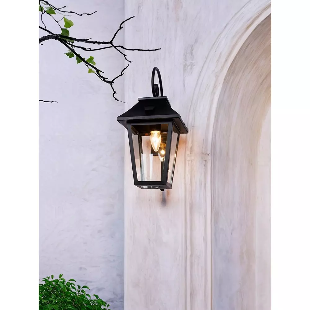 fos-lighting-outdoor-wall-colonial-black-outdoor-wall-lantern-with-tapered-hut-design