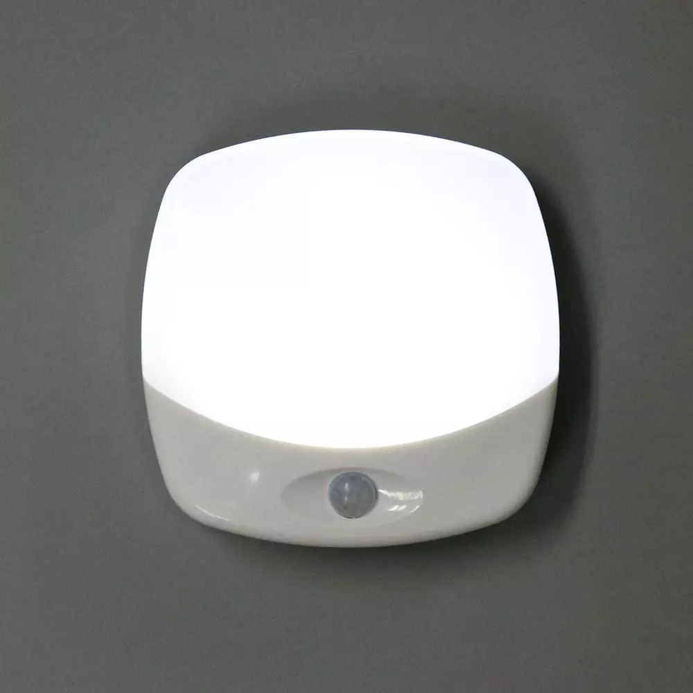 monotaro-led-sensor-light-square-type-4way-about-110-x-395-x-110-mm-ml-ks3