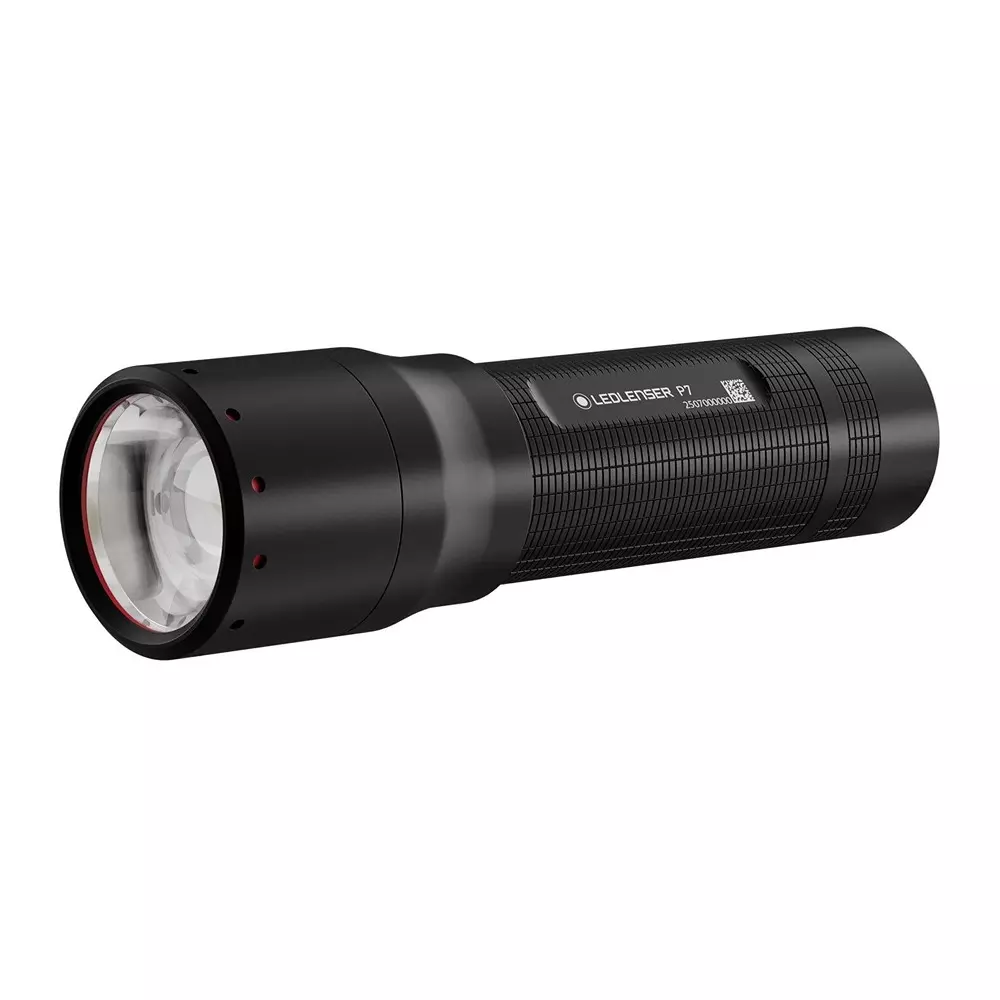 LED LENSER Flash Light Black Color 650 lm Maximum Luminous Flux and 400 m Beam Distance, P7 New