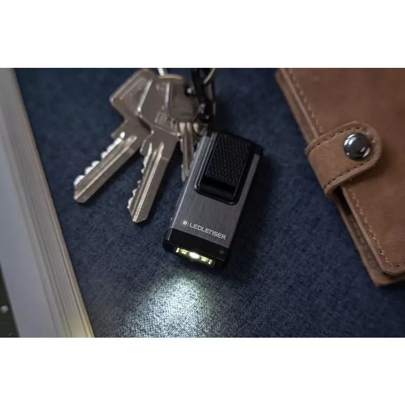 led-lenser-key-chain-flash-light-grey-black-color-120-lm-maximum-luminous-flux-and-30-m-beam-distance-k4r