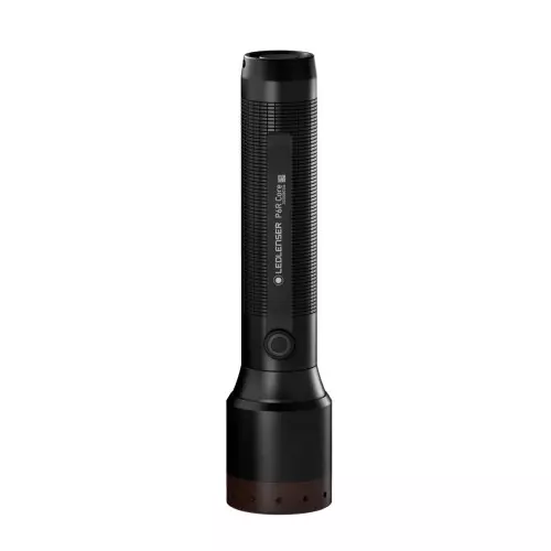 led-lenser-flash-light-black-color-900-lm-maximum-luminous-flux-and-240-m-beam-distance-p6r-core