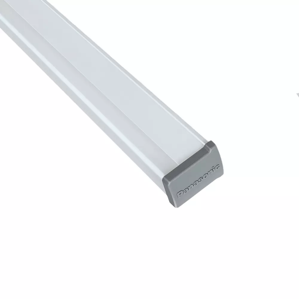 Panasonic Thealed Batten 10 W Warm White, PBTM24103