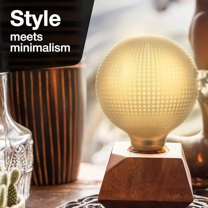 Havells 4 W Ornate G125 MGD LED Lamp Magician Gold Dot E27 Base Cap and 2700 K, LHLDBLHA6C8R004