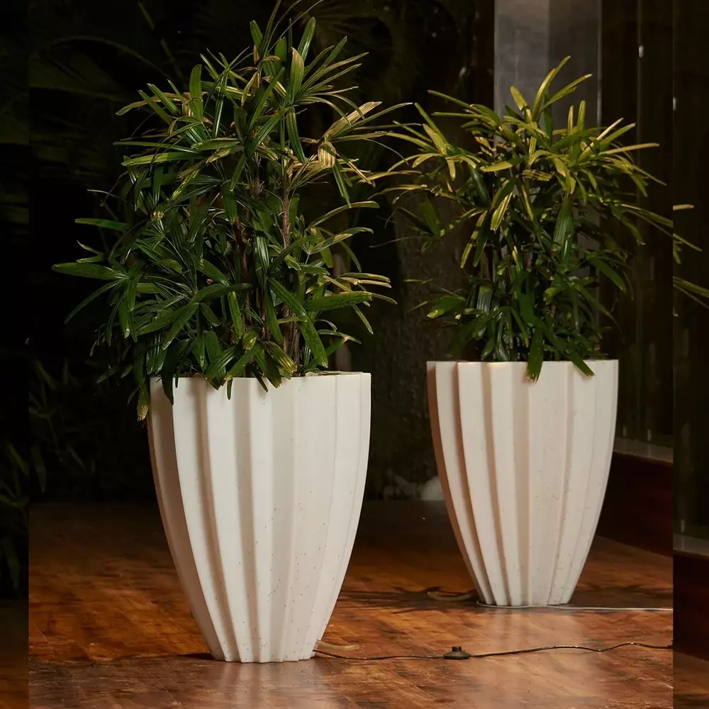 ATUL Classic Style LED Pots Floor Standing White Plastic Weather & UV Resistant, Flora Planter