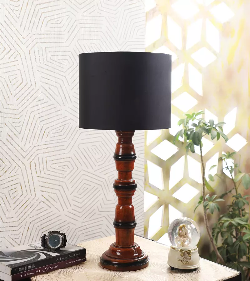 Tucasa NTU-189 B-22 Table Lamp with Wood Base (Beige)