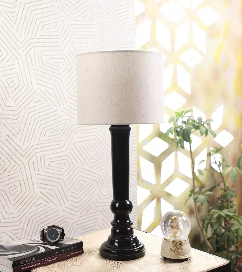 Tucasa NTU-186 B-22 Table Lamp with Wood Base (Beige)