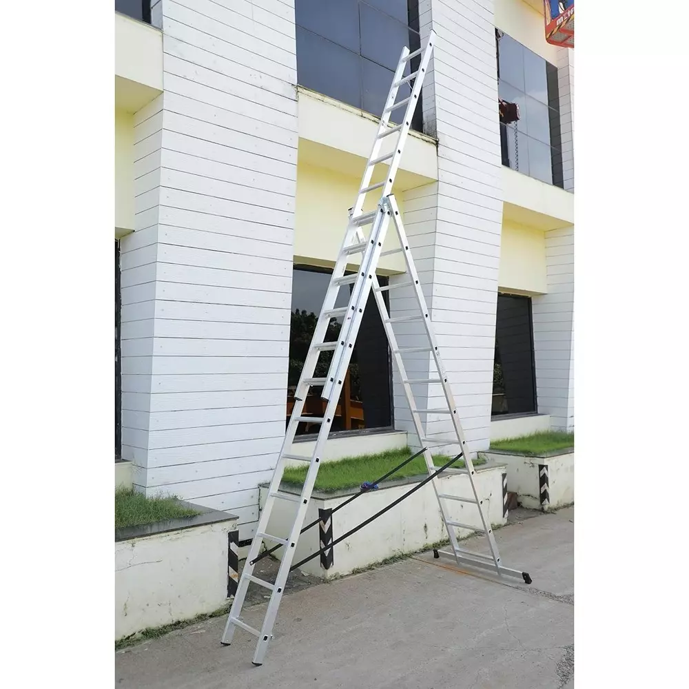 aardwolf-quickfit-33-step-3x11-triple-single-extension-ladder-aluminium-silver-150-kg-load-capacity-27-ft-triple-10-ft-single-82-m-triple-304-m-single-height-extended-for-commercial-industrial-use-aqt-404