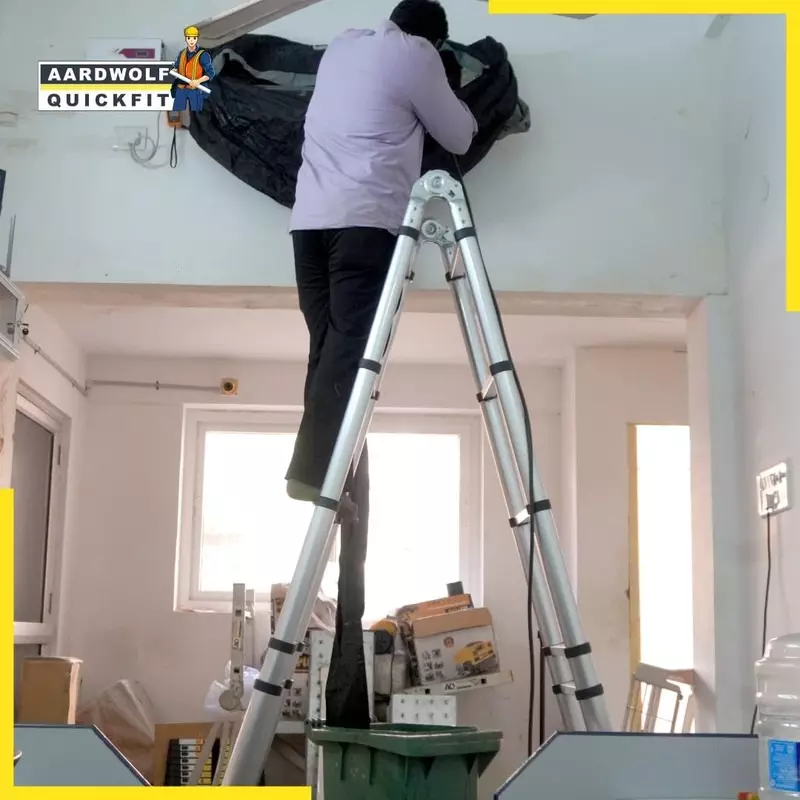 aardwolf-quickfit-10-step-55-foldable-double-telescopic-extension-ladder-aluminium-silver-150-kg-load-capacity-6262-ft-1919-m-height-extended-for-commercial-industrial-use-aqt-070