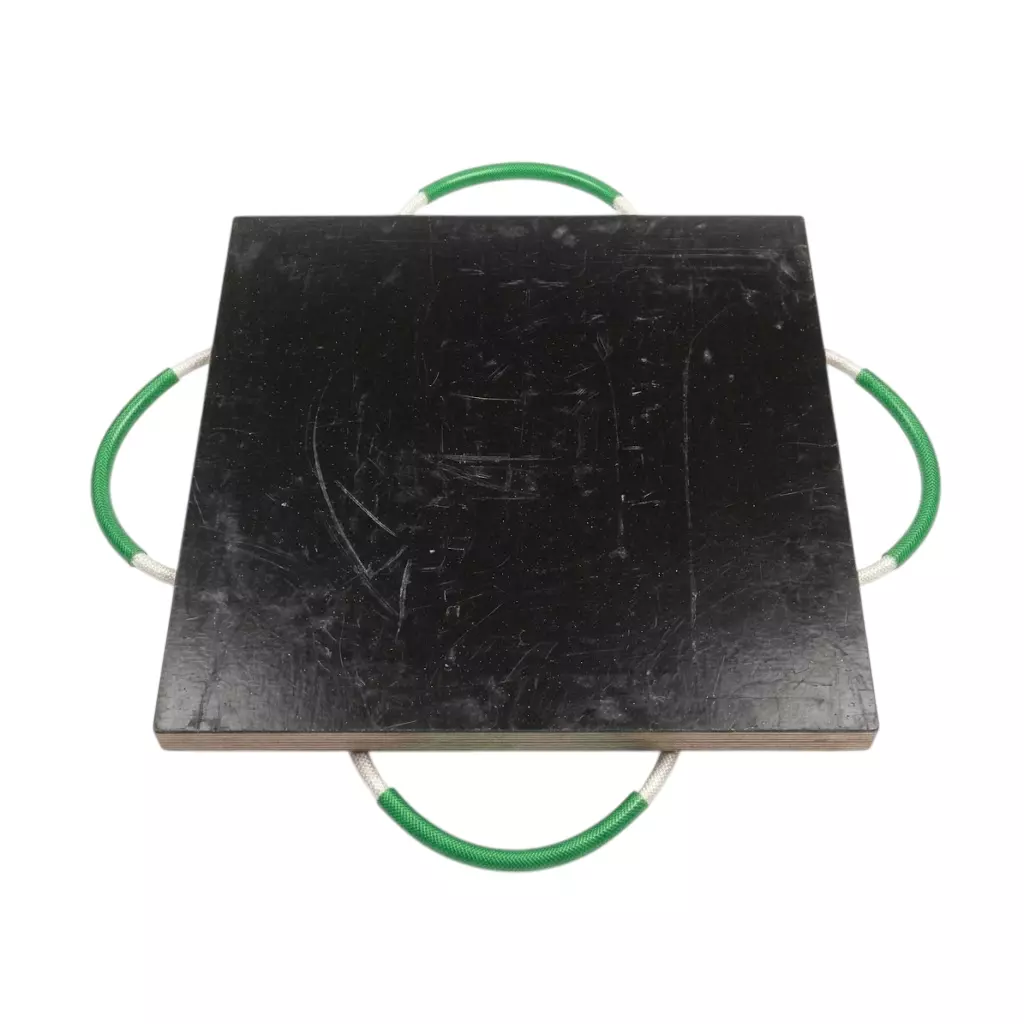 MT&T 40 Ton Porta-Pad Made of Engineered Thermoplastic with 4 Ergonomic Handle and Size 1000 x 1000 x 50 mm, C0013764