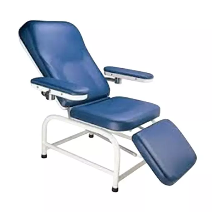 Meditech Blood Donor Couch 200 Kg Or Higher Load Carrying Capacity Head Rest Glass Holder MS Powder Coated, MHC/BLD-04