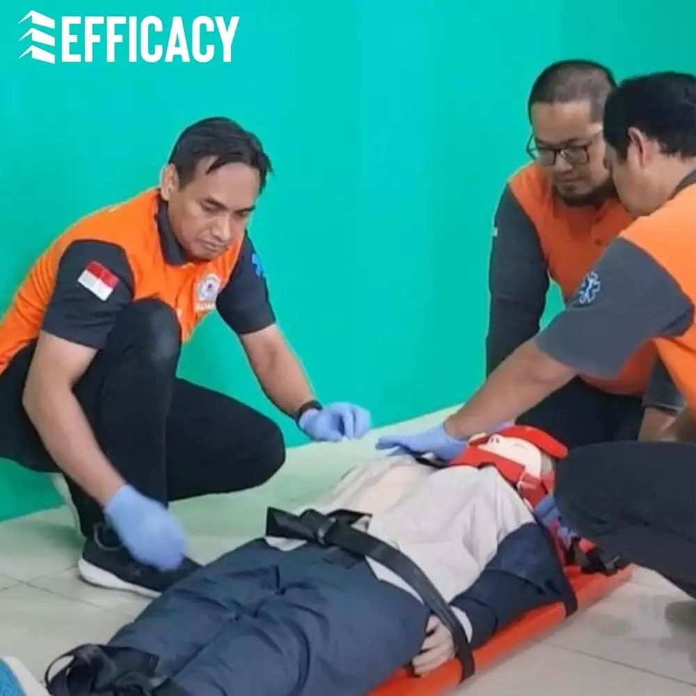 EFFICACY Spine Board Rescue Stretcher Orange Plastic Plate Mount 300 Kg Capacity for Hospitals Use