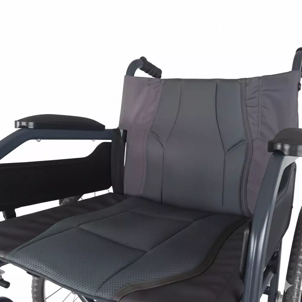 Karma Healthcare Wheelchair 45.5 cm (455 mm) Seat Width 100 Kg Load Capacity Fixed Armrest, Champion 200