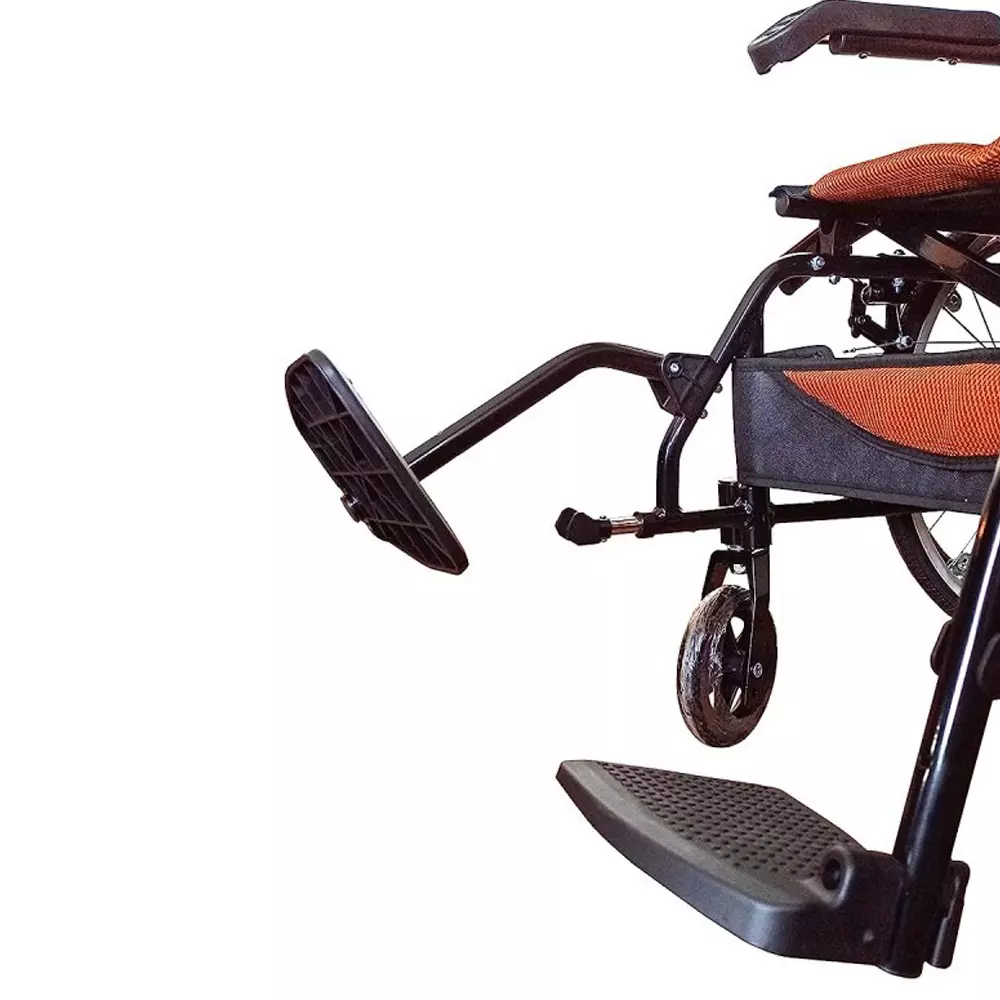 Karma Healthcare Wheelchair 45.72 cm (18 inch) Seat Width 100 Kg Load Capacity Flip-Back Armrest, Ryder AWC 13